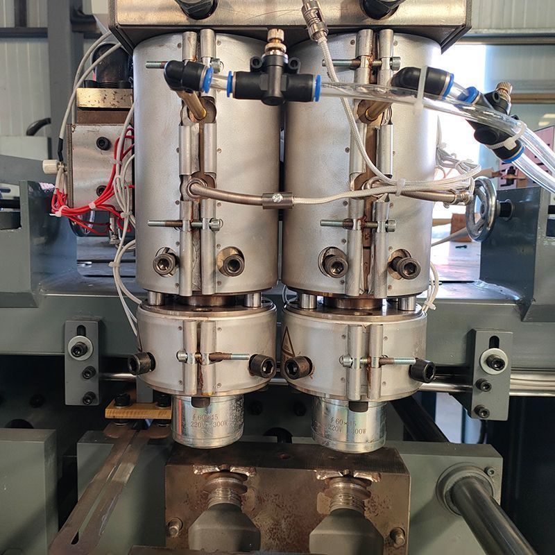 Facteurs cl&eacute;s affectant la vitesse de production des machines de moulage par soufflage