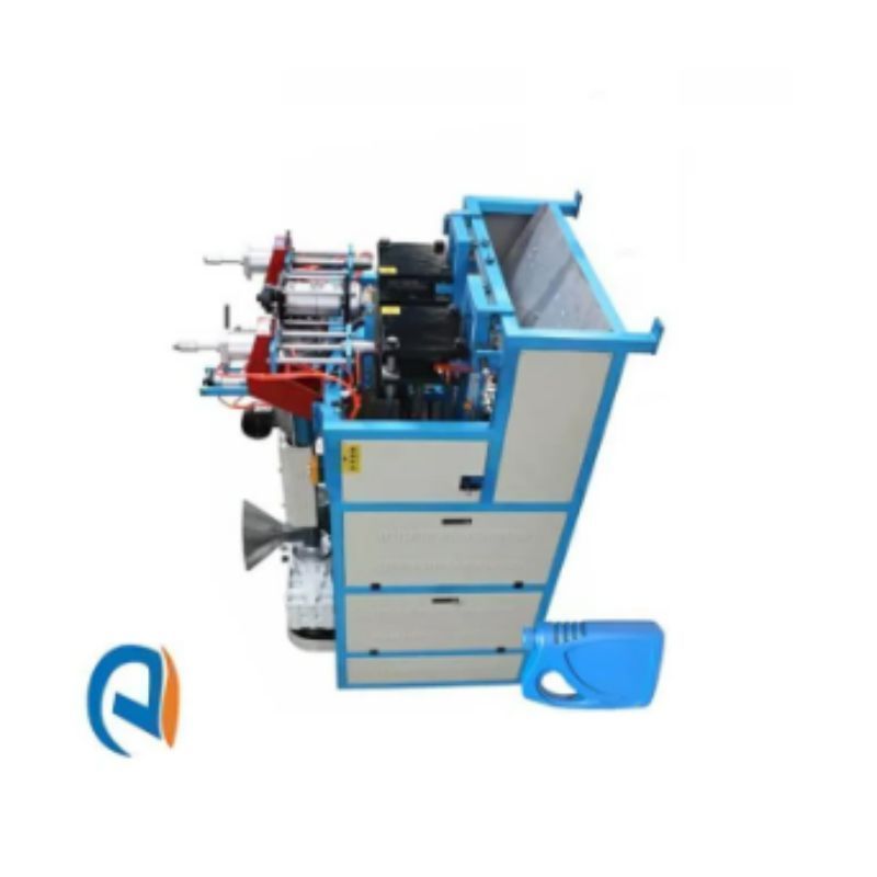 Machine de moulage par extrusion-soufflage de bidons en plastique de 5&nbsp;L