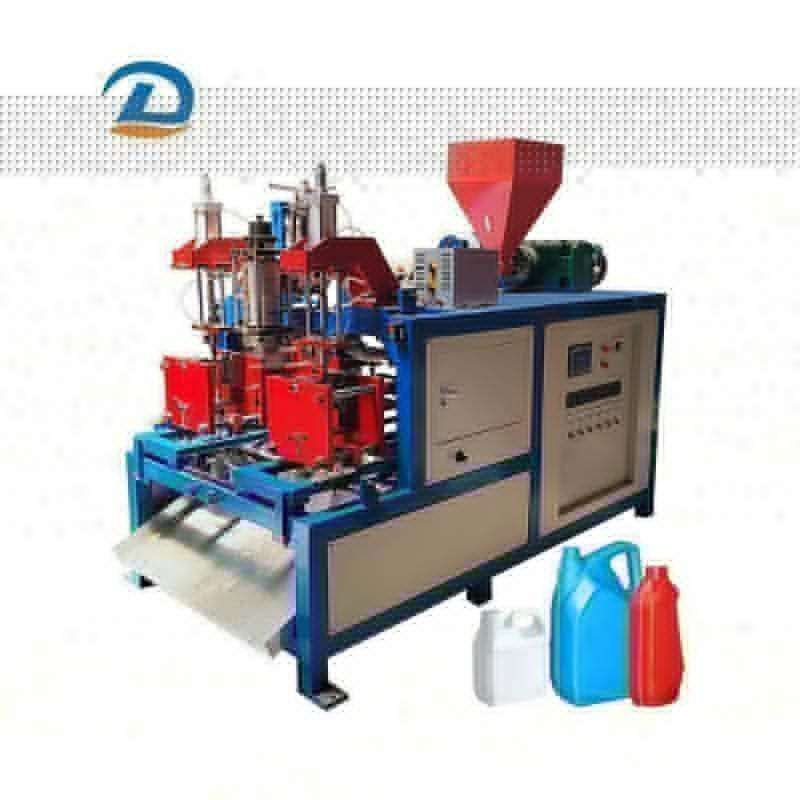 Petite machine de moulage par soufflage