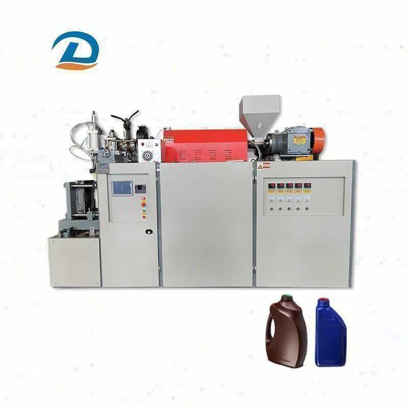 Bouteilles de boisson de 1&nbsp;L, 1,5&nbsp;L, 2&nbsp;L, 3&nbsp;L, 5&nbsp;L, bouteilles de lait, bouteilles de jus, machine de moulage par soufflage en PEHD